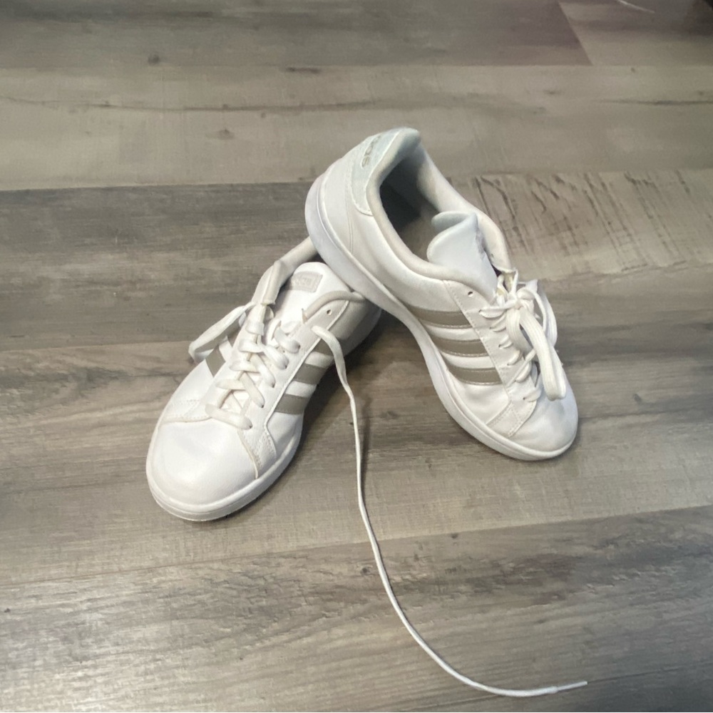 2/$40 Ladies Adidas